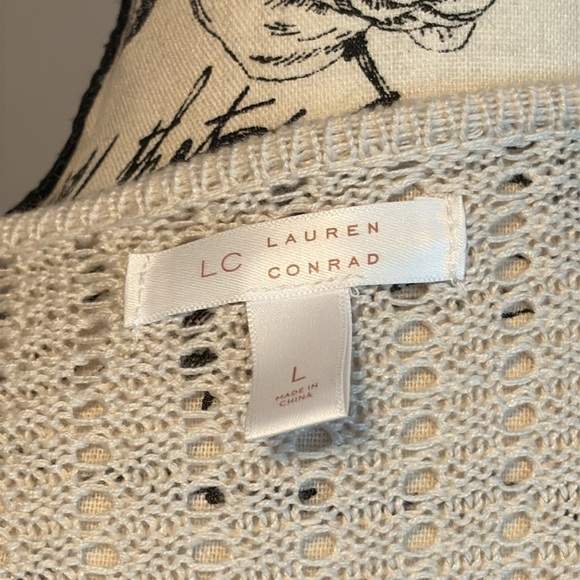 LC Lauren Conrad Open Knit Cardigan Bell Sleeve Cream Size L - Picture 4 of 5